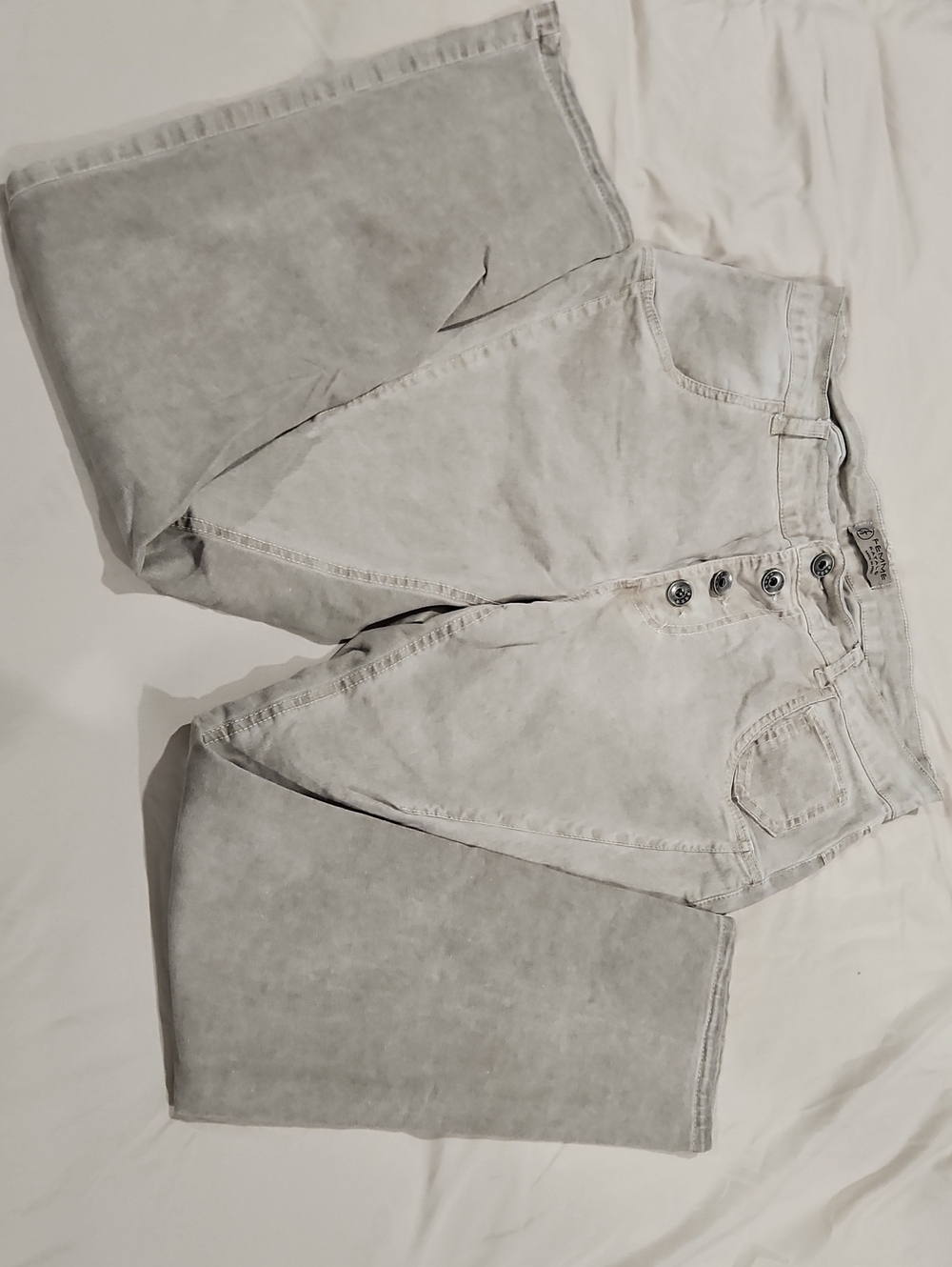 Femme Fatale Light Gray/Tan Button-Fly Jeans